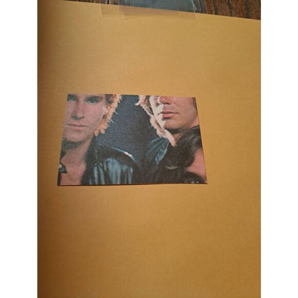 Vintage 1979 Raincloud Productions Queen Trading Card #47 Rock Band Memorabilia - Picture 2 of 2